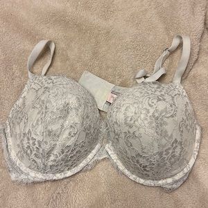 Victoria’s Secret bra